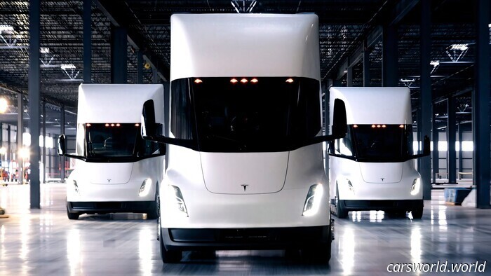 California Piensa Que Las Grandes Plataformas Sin Conductor Son Una Gran Idea, ¿Qué Podría Salir Mal? / Carscoops